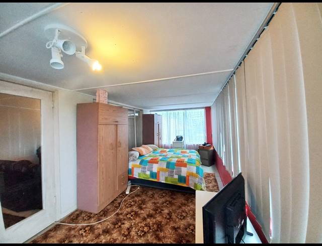 2 BEDROOM APARTMENT FOR SALE IN UVONGO